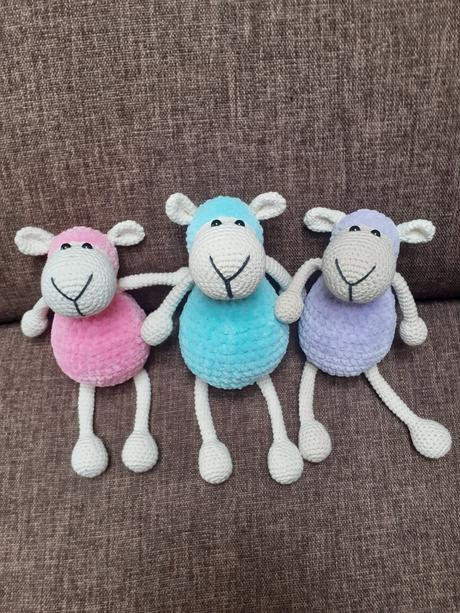 Háčkovaná ovečka ružová,