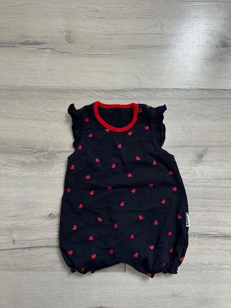 Nádherné opalovačky / overal, 56