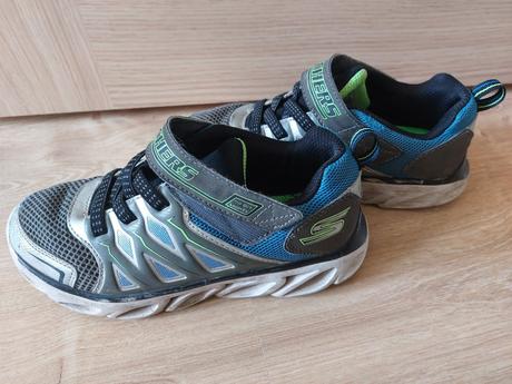 Blikajúce sketchers topánky vel. 32, skechers,32