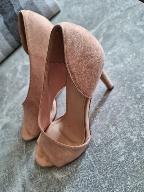 Dámske lodičky s otvorenou špičkou, 37