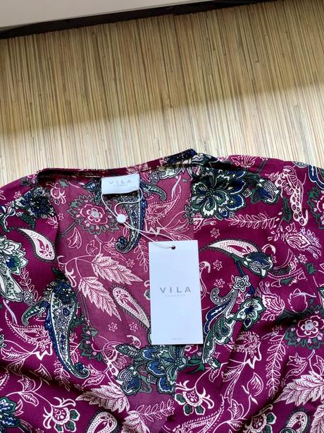 Krasne šaty vila, s