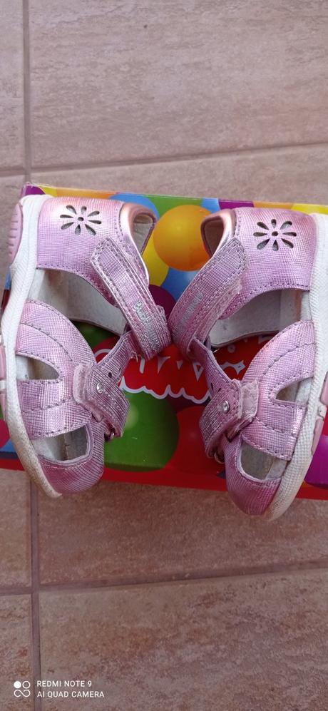 Baťa sandále, baťa,22