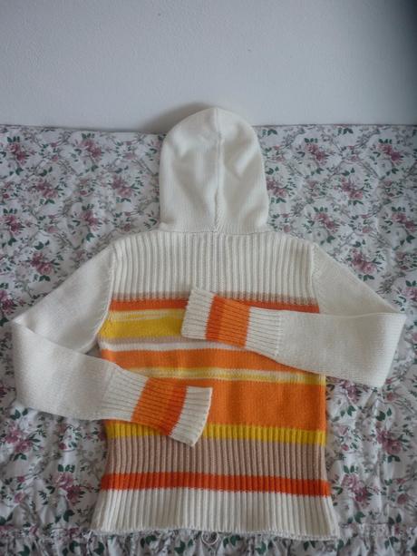 Sveter s kapucňou, s