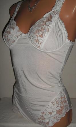 Vanilkove bavlnene svadobne body, s