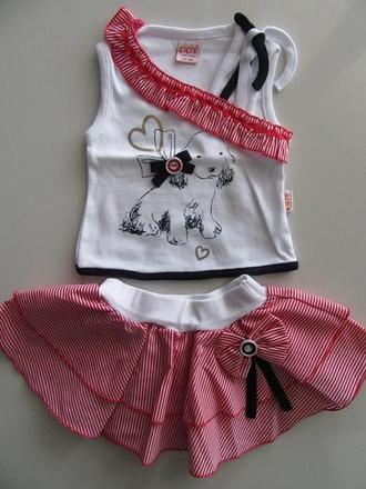 Sukienka s tričkom, 62