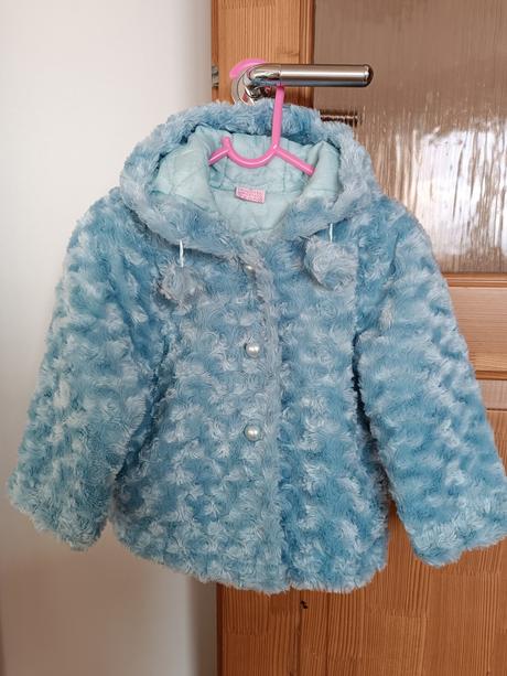 Svetlo modrý kožúšok, 98