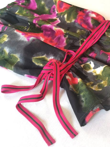 Benetton - čarovný letný top, benetton,m