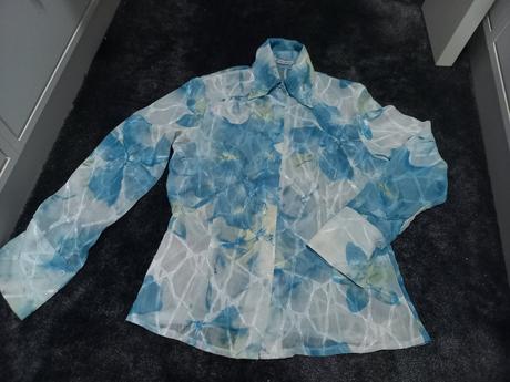 Bluzka sedi na xl, xl