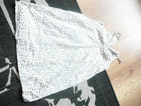 Dievcenske saty, 146