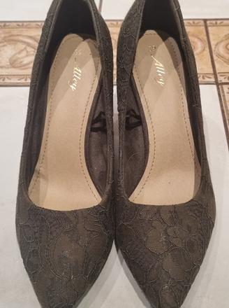 Lodičky - veľ. 39., 39