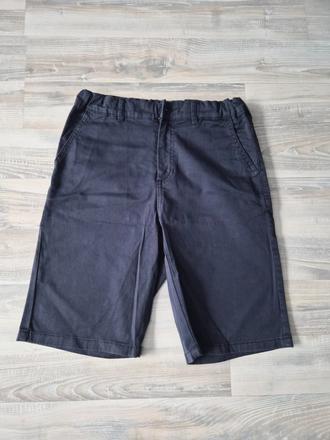Zara krásne šortky, zara,152