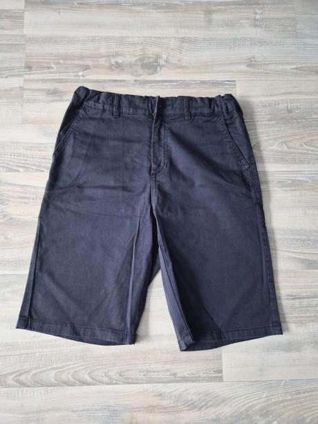 Zara krásne šortky, zara,152