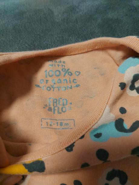 Dvojdielne pyžamo, tesco,80