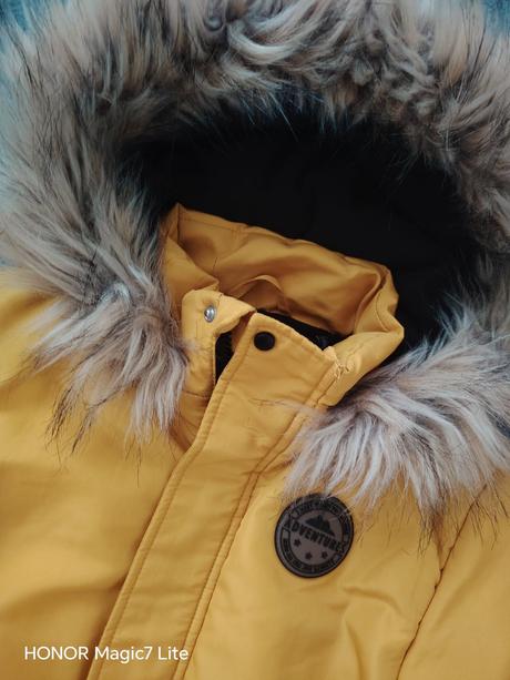 Zimna bunda, sinsay,128