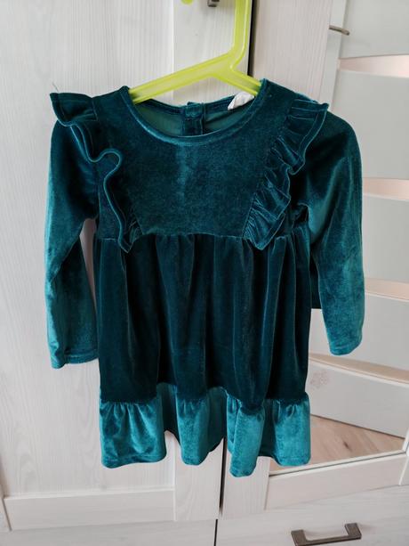 Zamatove zelene saty 80 az 98 sadnu, 