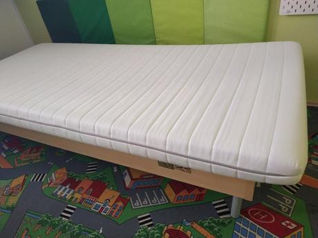 Ikea matrac, šírka (cm): 90,dĺžka (cm): 200