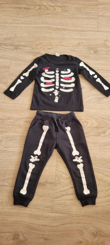 Kostym kostra, vel. 92, 