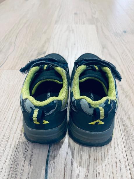 Trekingové topánky, 29