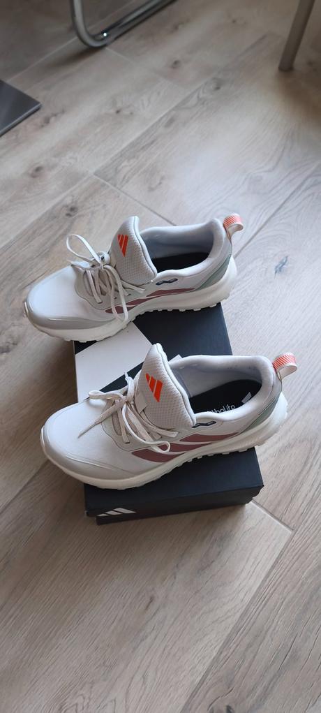 Adidas tenisky, adidas,38