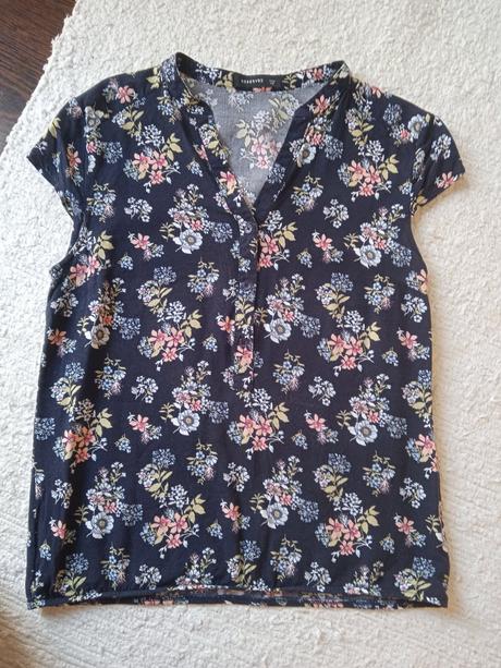 Predám tričko, reserved,34