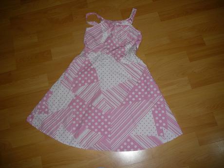 Dievcenske saty, 128