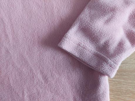 Fleesové dievčenské tričko s mačičkou veľ.134, primark,134