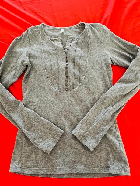 Reserved top, reserved,xs