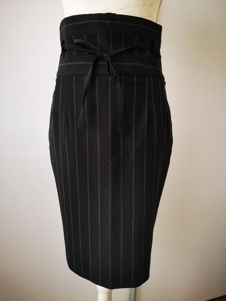 Dámsky kostým rinascimento, s