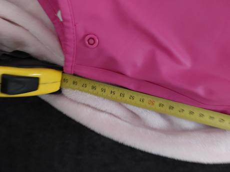 Nohavice do dazda, 104