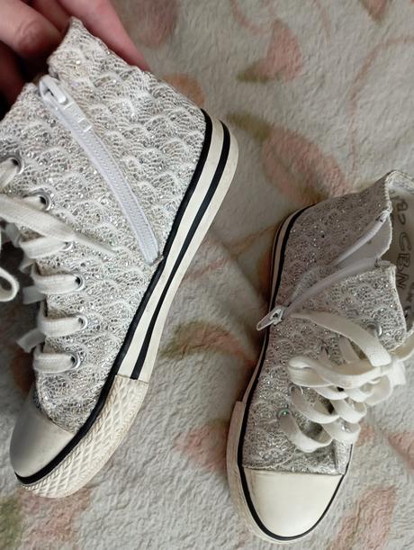 Trblietavé tenisky, ciciban,33