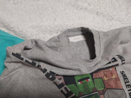 Mikiny 122, reserved,122