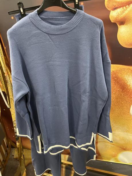 Nohavicový kostým úpletový, l