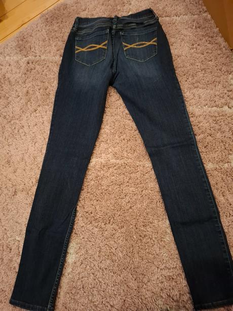 Riflové legíny, abercrombie&fitch,158