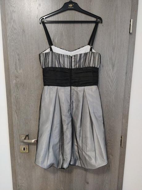 Spoločenské šaty, m