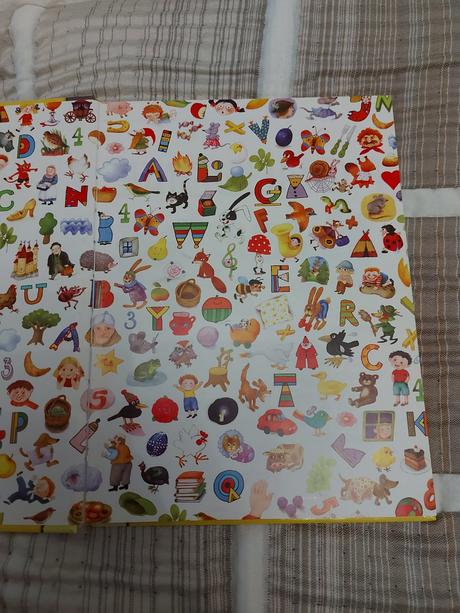 Kniha poslušné písmenká od buvjk,