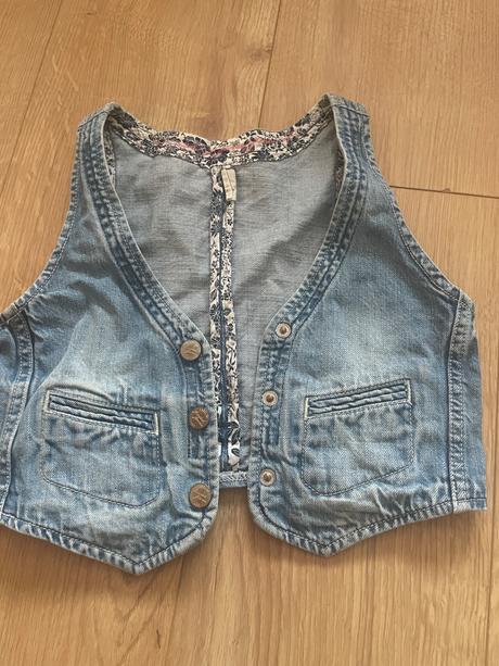 Riflova vestička, 128