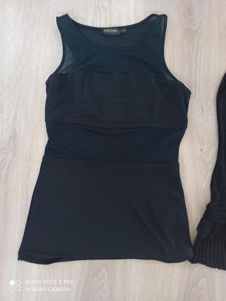 2 čierne trielka, xs