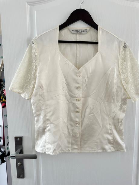 Hodvábna blúzka s čipkovanými rukávmi, xl