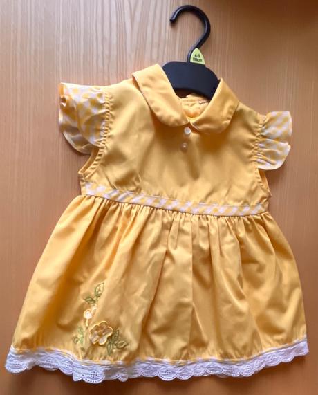 Zlte satocky s krajkou, 74