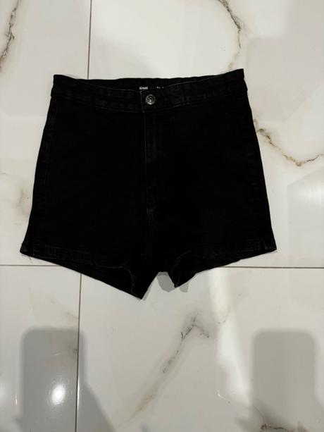 Krátke šortky s vysokým pasom m, sinsay,m