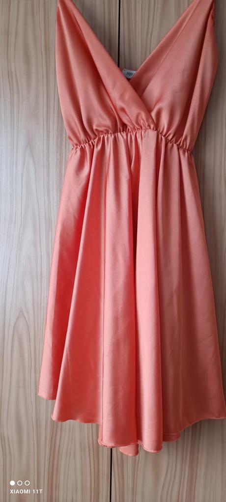 Dámske saténové šaty, uni, 