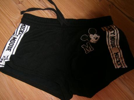 Kraťasy po 3 eur/ks, colours of the world,xs