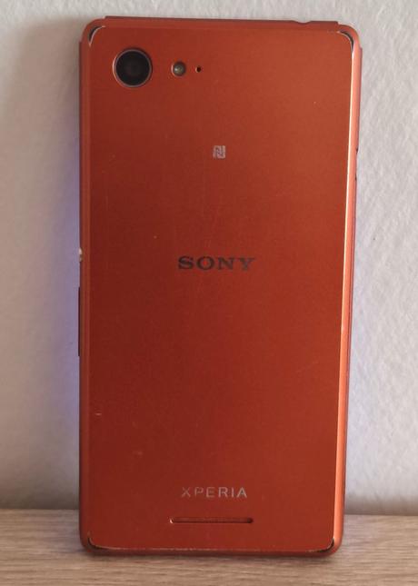 Predám sony xperia e3, sony
