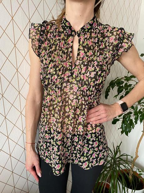 Blúzka, atmosphere,40