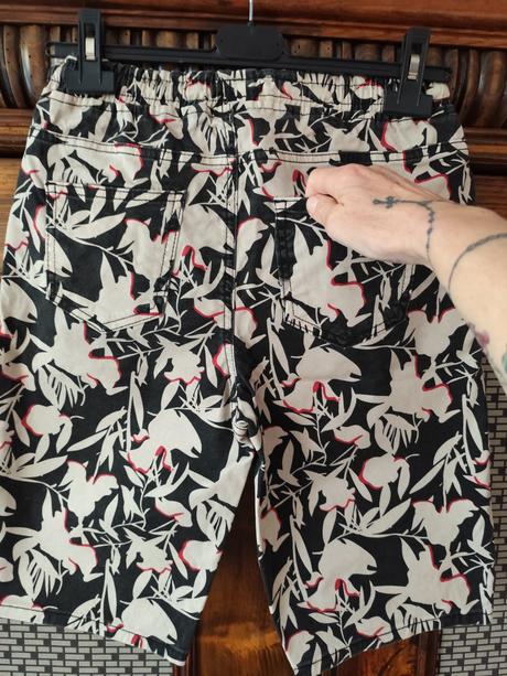 Šortky lc waikiki, 158