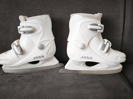 Korčule na ľad 32-35, 32