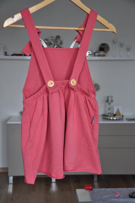 Sukna na traky haloo, 122