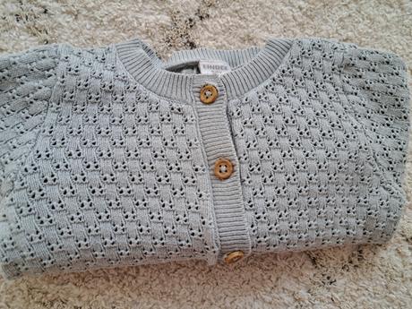 Lindex svetrík s gombíkmi č.74, lindex,74