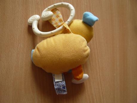 Plyšová mačička na zavesenie zn. chicco, 