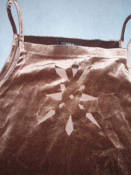 Krásne zamatové lesklé tieločko, mango,s